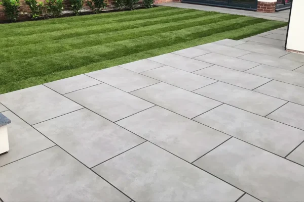 grey_outdoor_porcealin_garden_patio_paving (1)